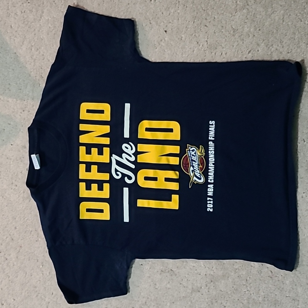 Cleveland Cavaliers tshirt